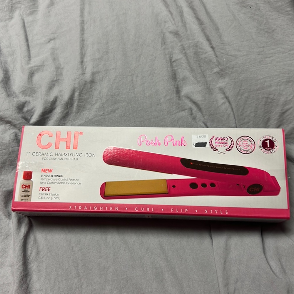 CHI POSH PINK 1in hairstyling iron.